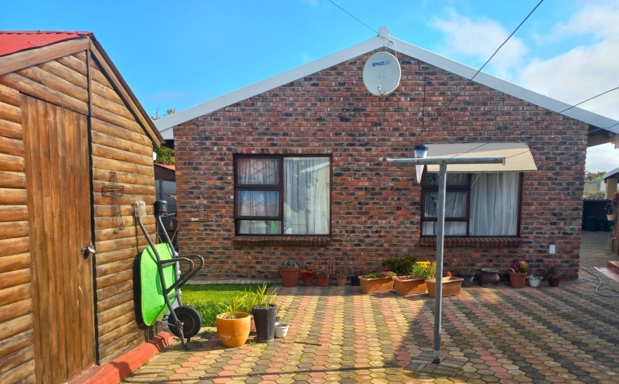 3 Bedroom Property for Sale in Hartenbos Central Western Cape